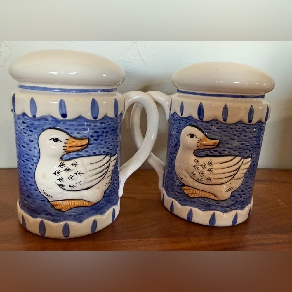 Vintage SIGMA THE TASTESETTER "DUCK" CERAMIC Set‎ of SALT PEPPER SHAKERS, JAPAN